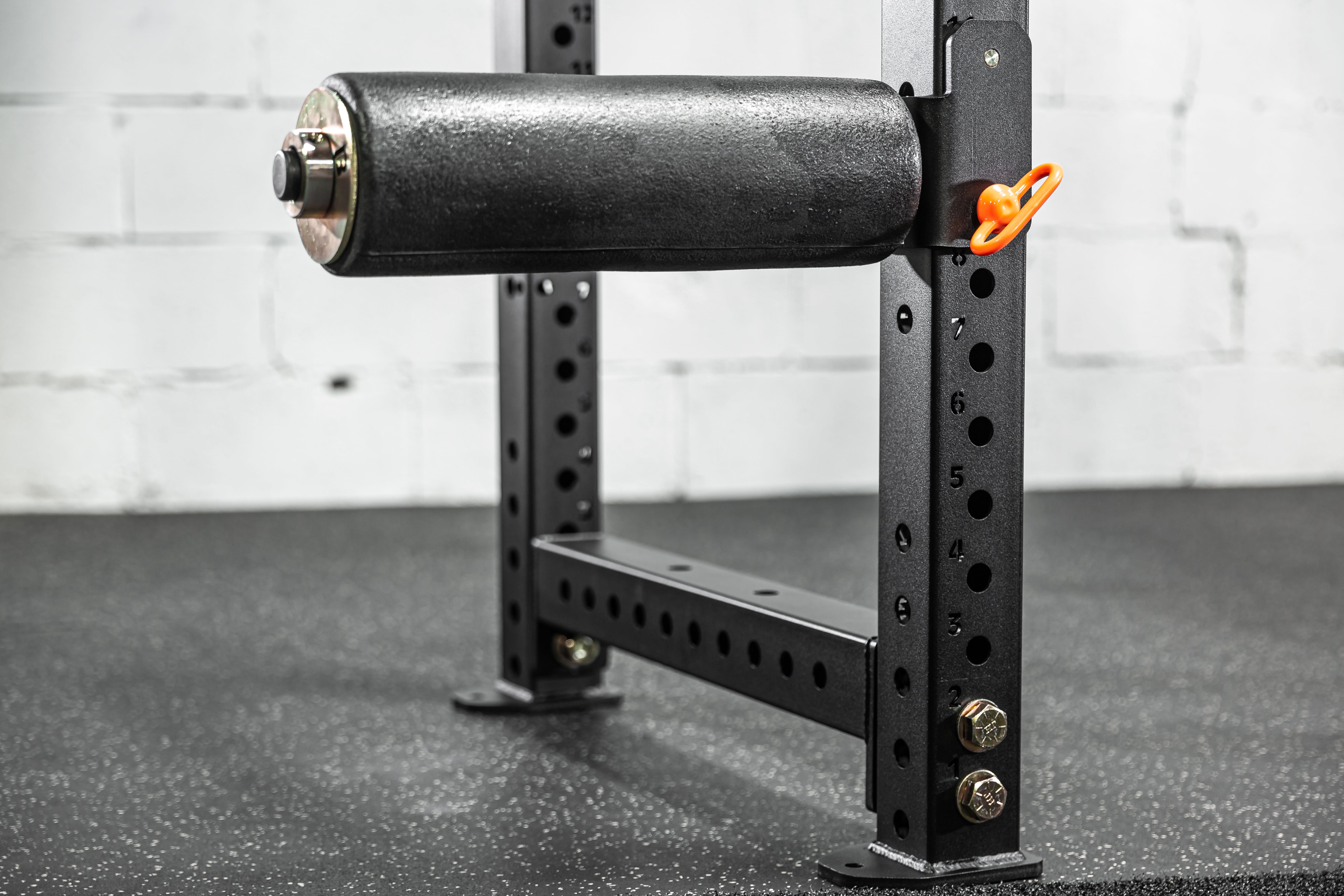 C-1 Leg Roller