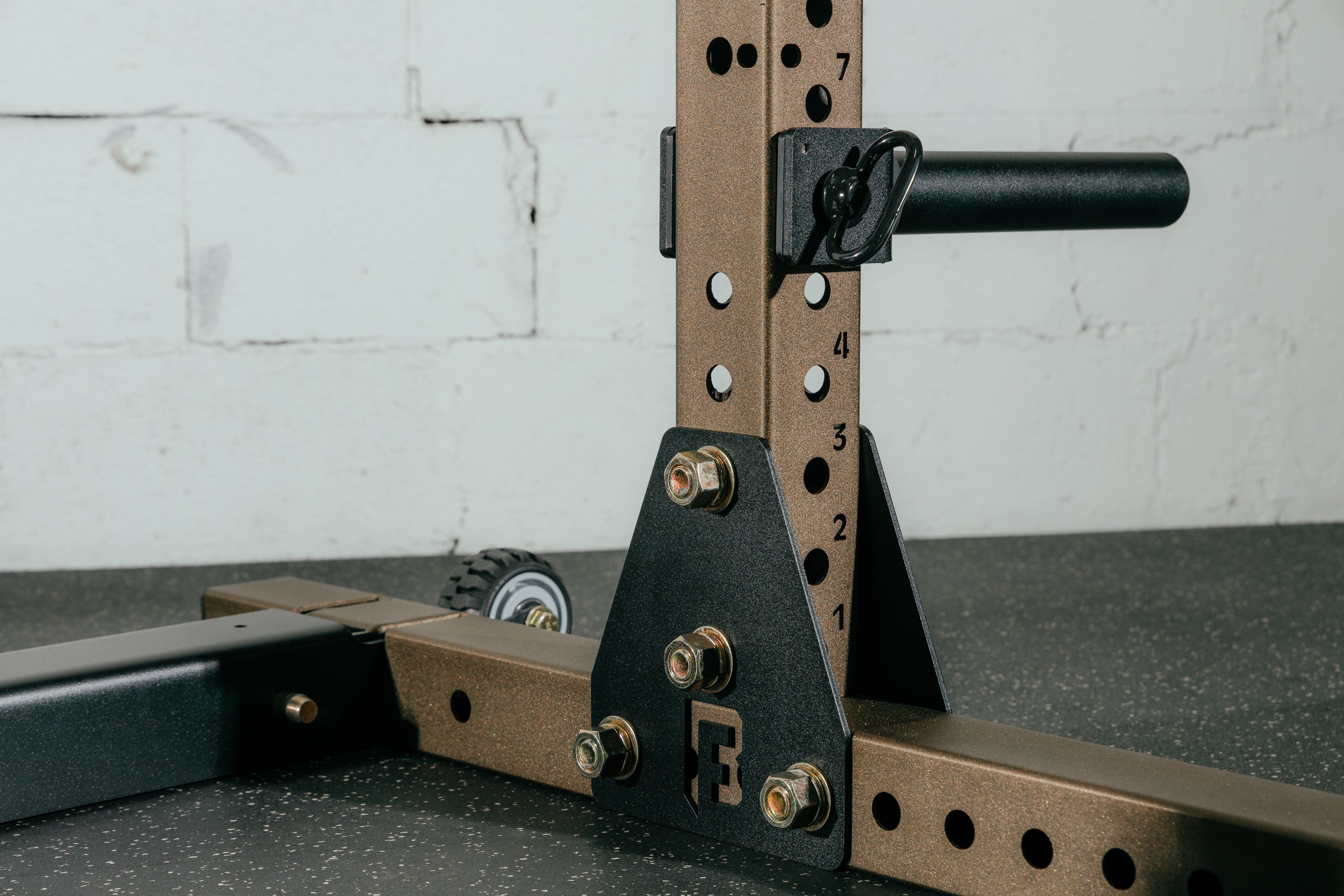 Adjustable Plate Storage